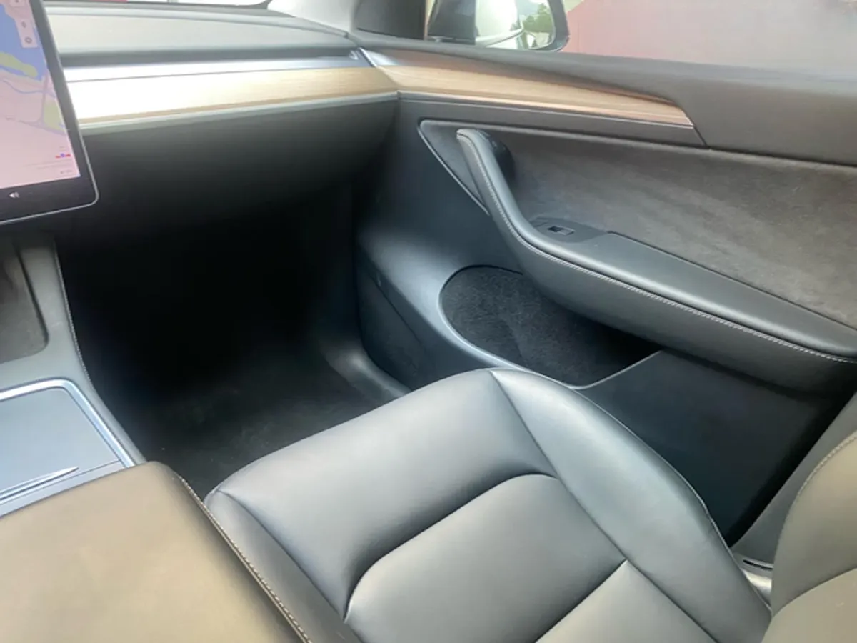 2021 Tesla Model Y BEV 60KWH,autocango,china used car exporter,china ev exporter,chinese used car exporter,chinese used ev exporter