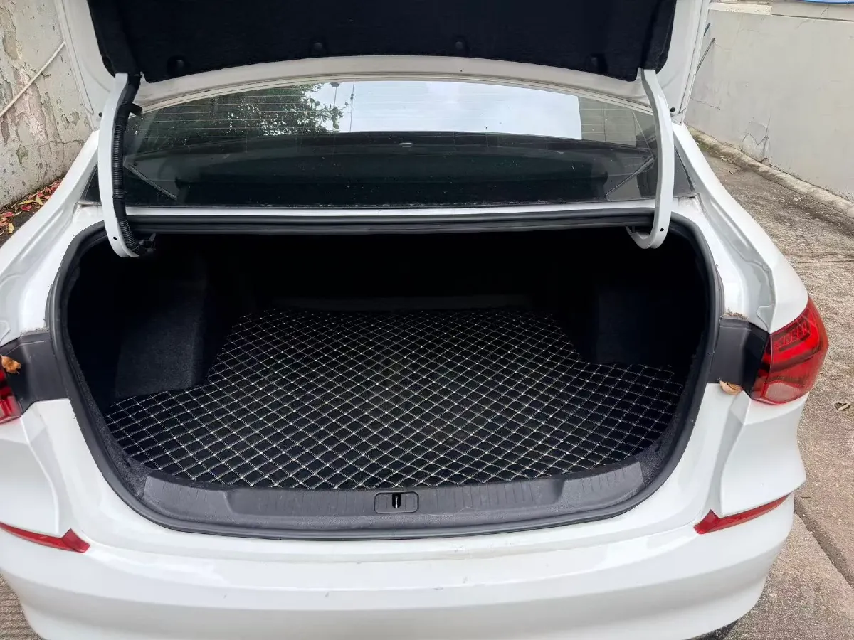 2023 Chevrolet Monza 1.5L 113HP L4 6DCT,autocango,china used car exporter,china ev exporter,chinese used car exporter,chinese used ev exporter