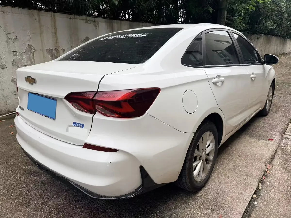 2023 Chevrolet Monza 1.5L 113HP L4 6DCT,autocango,china used car exporter,china ev exporter,chinese used car exporter,chinese used ev exporter