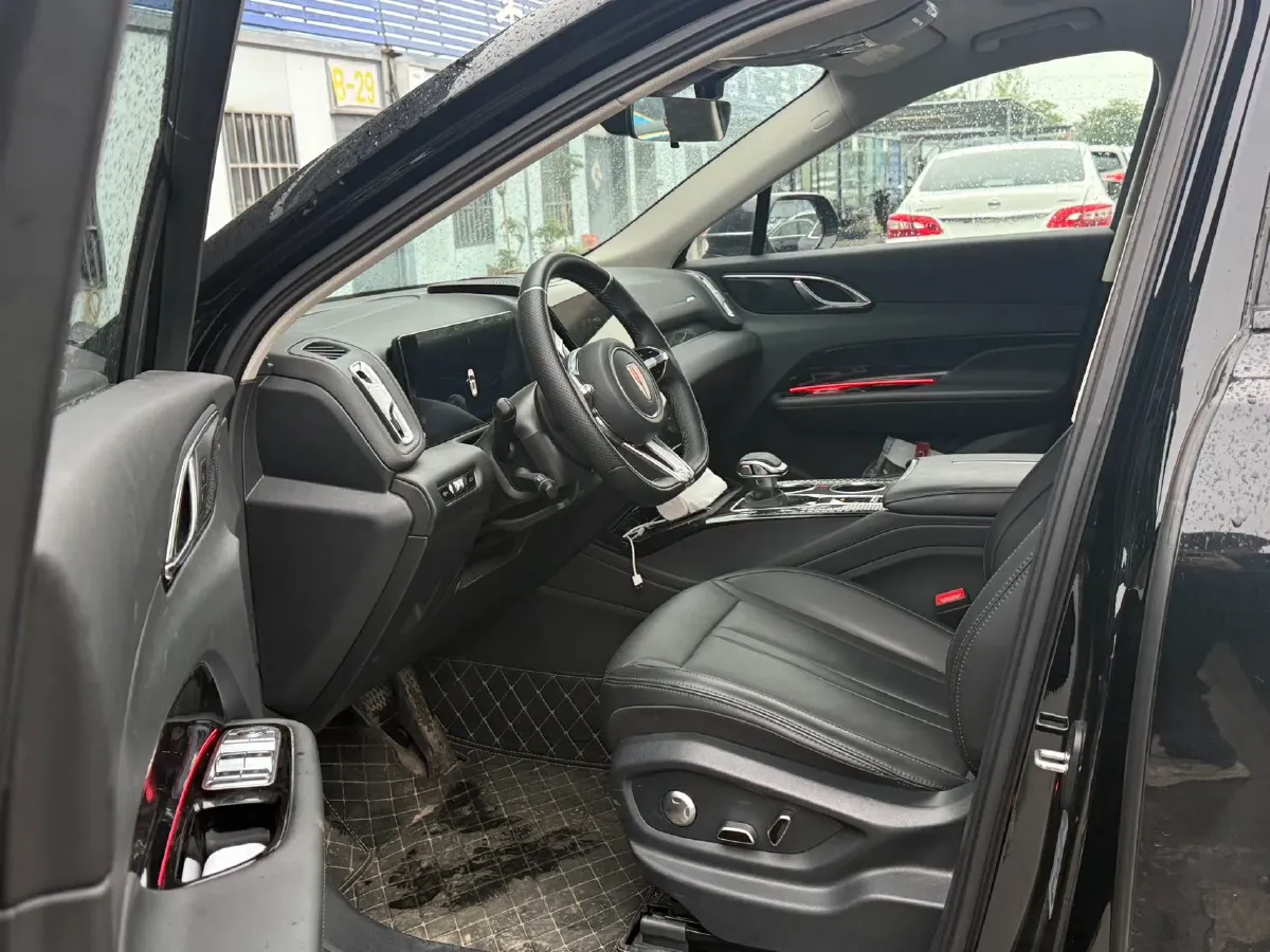 2024 HongQi HS3 1.5T 169HP L4 7DCT,autocango,china used car exporter,china ev exporter,chinese used car exporter,chinese used ev exporter