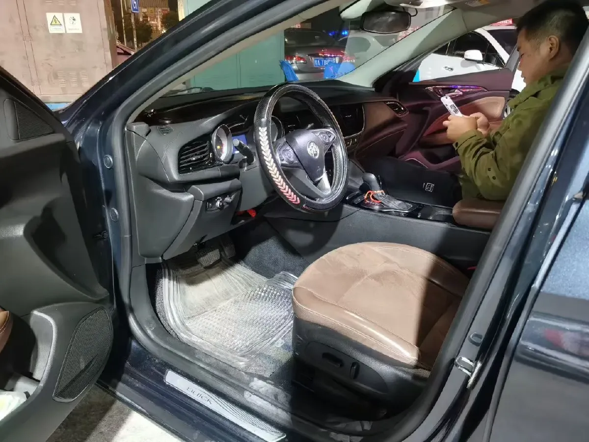 2019 Buick Regal 1.5T 170HP L4 9AT,autocango,china used car exporter,china ev exporter,chinese used car exporter,chinese used ev exporter