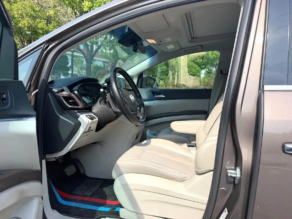 2020 Buick GL8 2.0T 237HP L4 9AT,autocango,china used car exporter,china ev exporter,chinese used car exporter,chinese used ev exporter