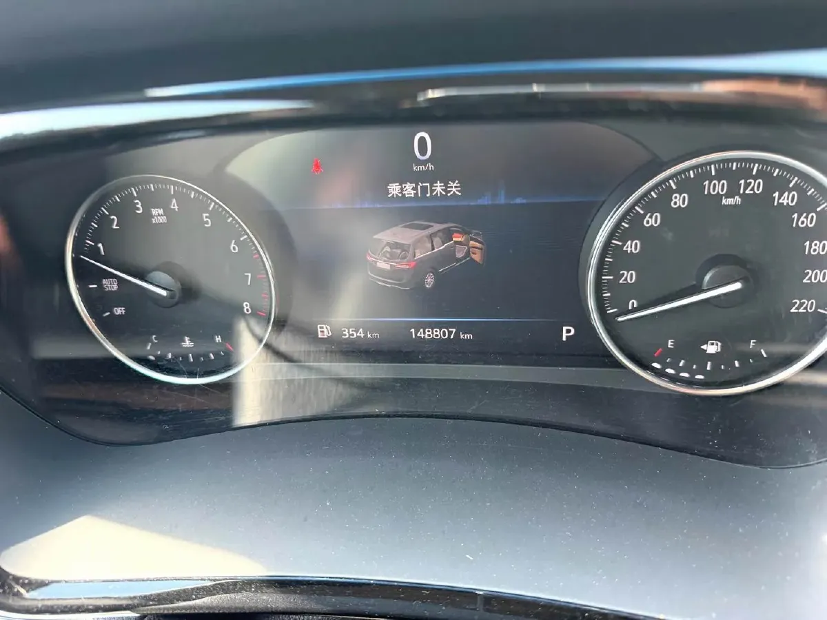 2020 Buick GL8 2.0T 237HP L4 9AT,autocango,china used car exporter,china ev exporter,chinese used car exporter,chinese used ev exporter