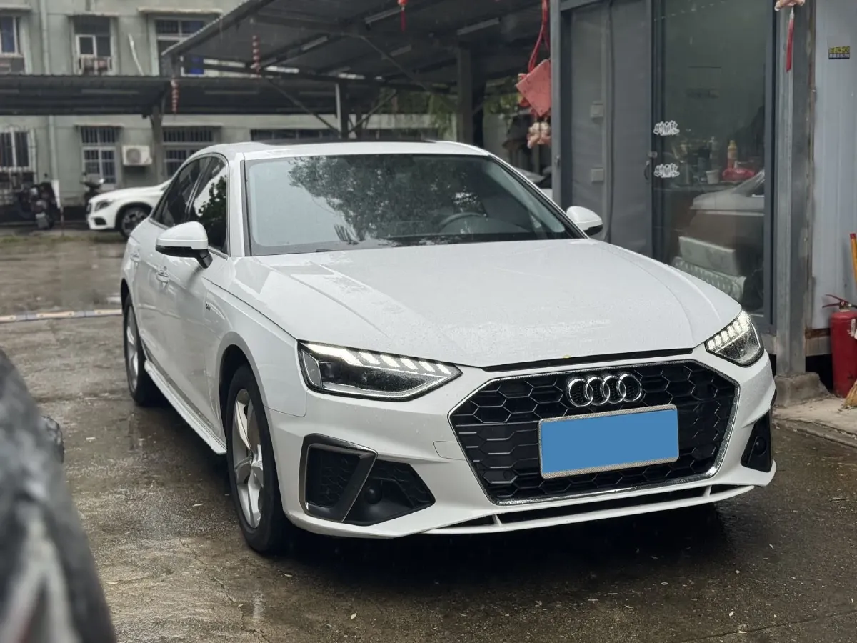 2020 Audi A4L 2.0T 150HP L4 7DCT,autocango,china used car exporter,china ev exporter,chinese used car exporter,chinese used ev exporter