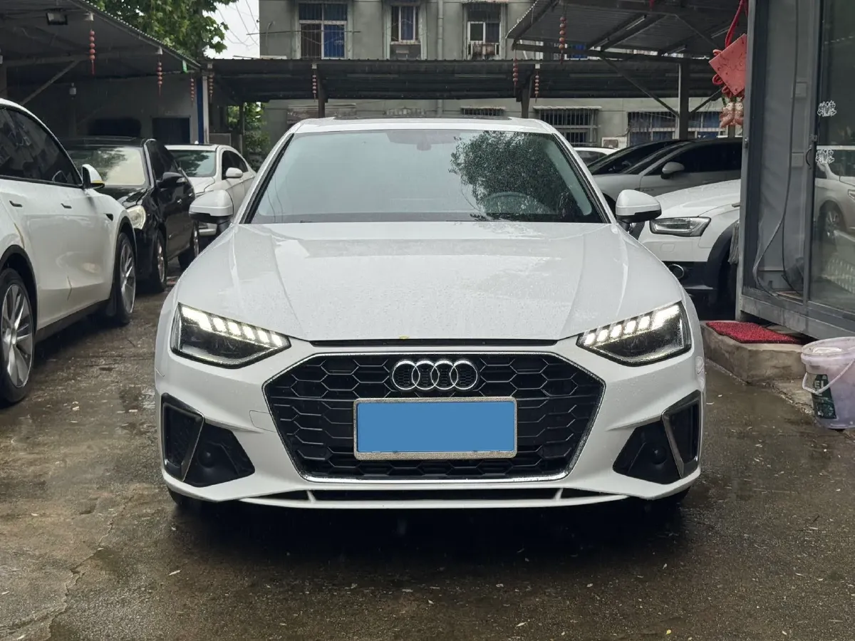 2020 Audi A4L 2.0T 150HP L4 7DCT,autocango,china used car exporter,china ev exporter,chinese used car exporter,chinese used ev exporter