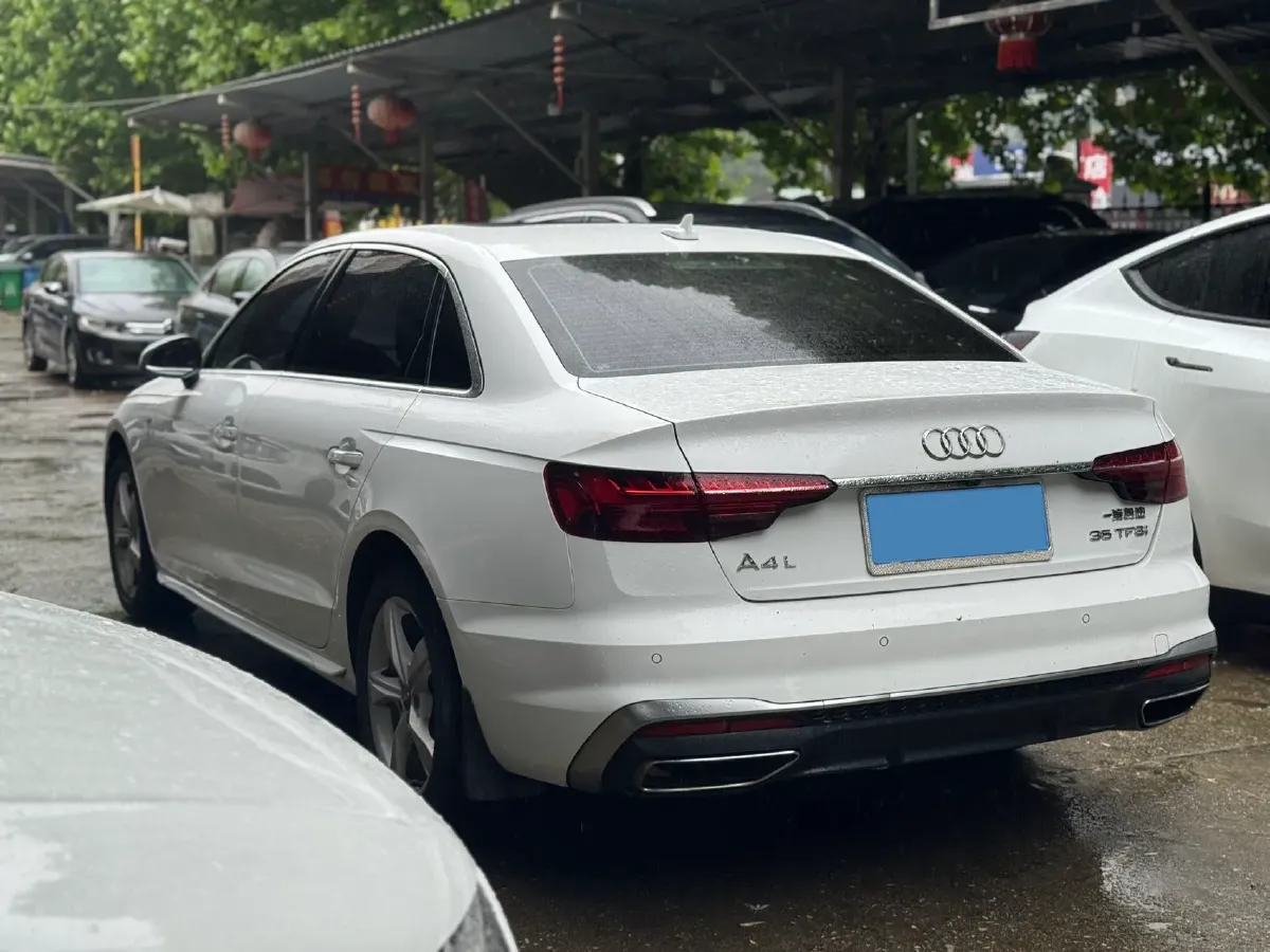 2020 Audi A4L 2.0T 150HP L4 7DCT,autocango,china used car exporter,china ev exporter,chinese used car exporter,chinese used ev exporter