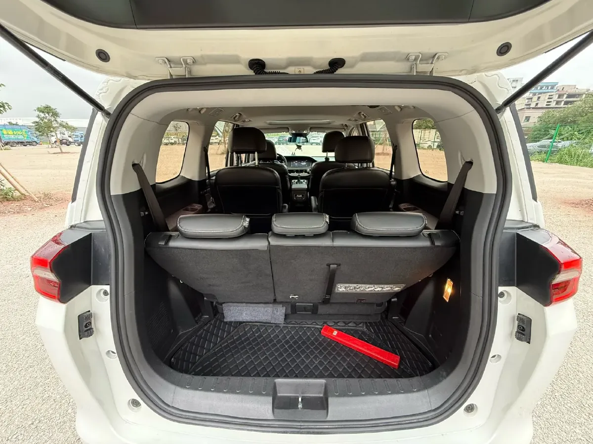 2021 GAC Trumpchi M6 1.5T 169HP L4 7DCT,autocango,china used car exporter,china ev exporter,chinese used car exporter,chinese used ev exporter