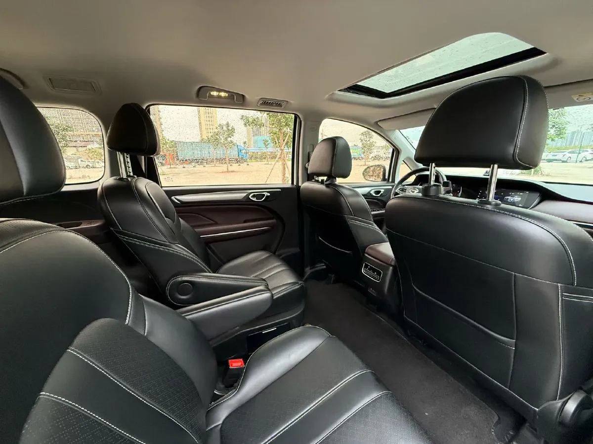 2021 GAC Trumpchi M6 1.5T 169HP L4 7DCT,autocango,china used car exporter,china ev exporter,chinese used car exporter,chinese used ev exporter