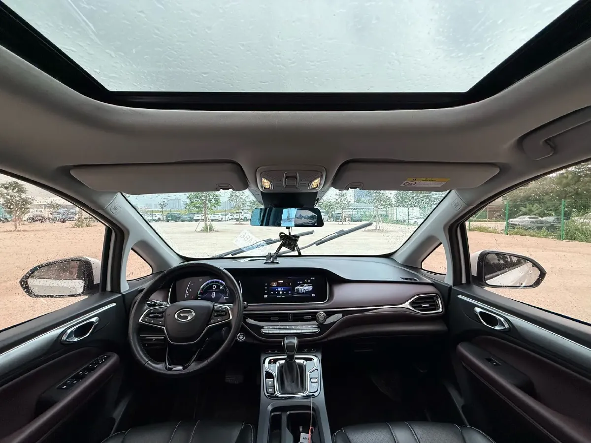 2021 GAC Trumpchi M6 1.5T 169HP L4 7DCT,autocango,china used car exporter,china ev exporter,chinese used car exporter,chinese used ev exporter