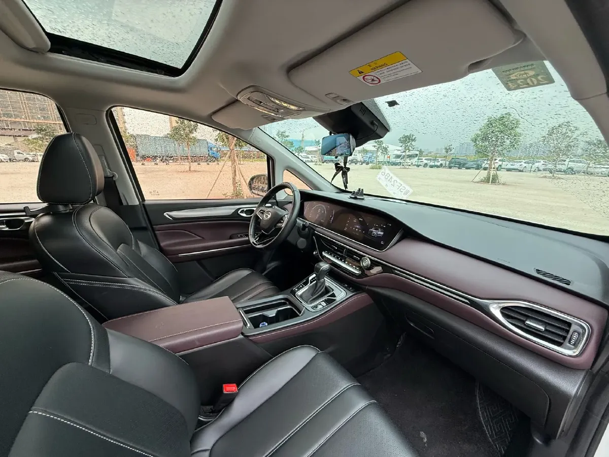 2021 GAC Trumpchi M6 1.5T 169HP L4 7DCT,autocango,china used car exporter,china ev exporter,chinese used car exporter,chinese used ev exporter