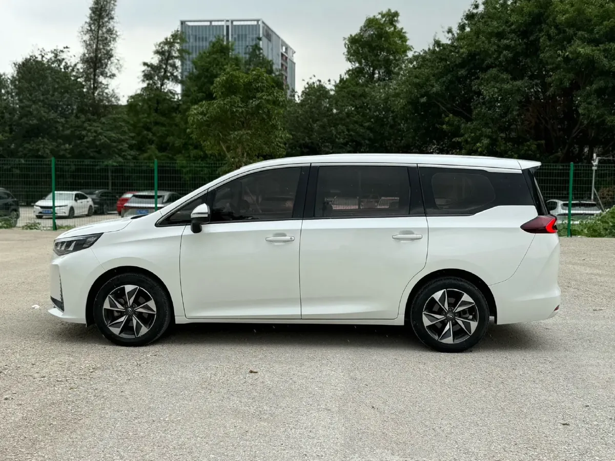 2021 GAC Trumpchi M6 1.5T 169HP L4 7DCT,autocango,china used car exporter,china ev exporter,chinese used car exporter,chinese used ev exporter