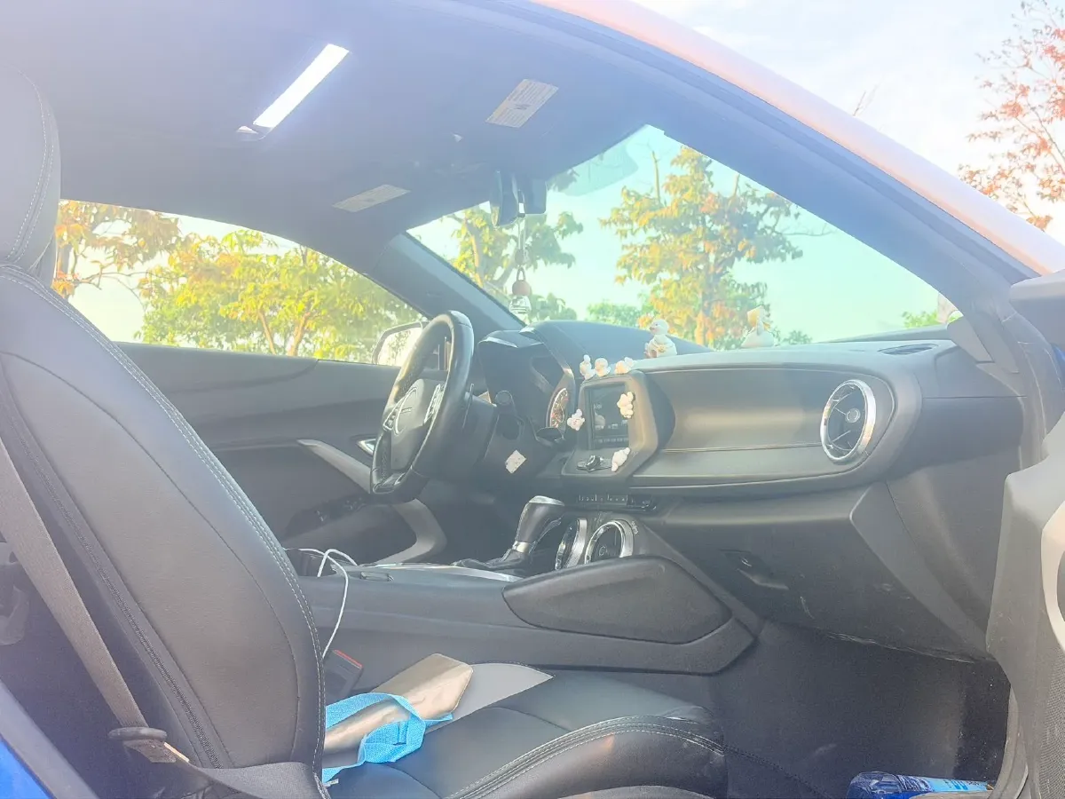 2017 Chevrolet Camaro 2.0T 275HP L4 8AT,autocango,china used car exporter,china ev exporter,chinese used car exporter,chinese used ev exporter