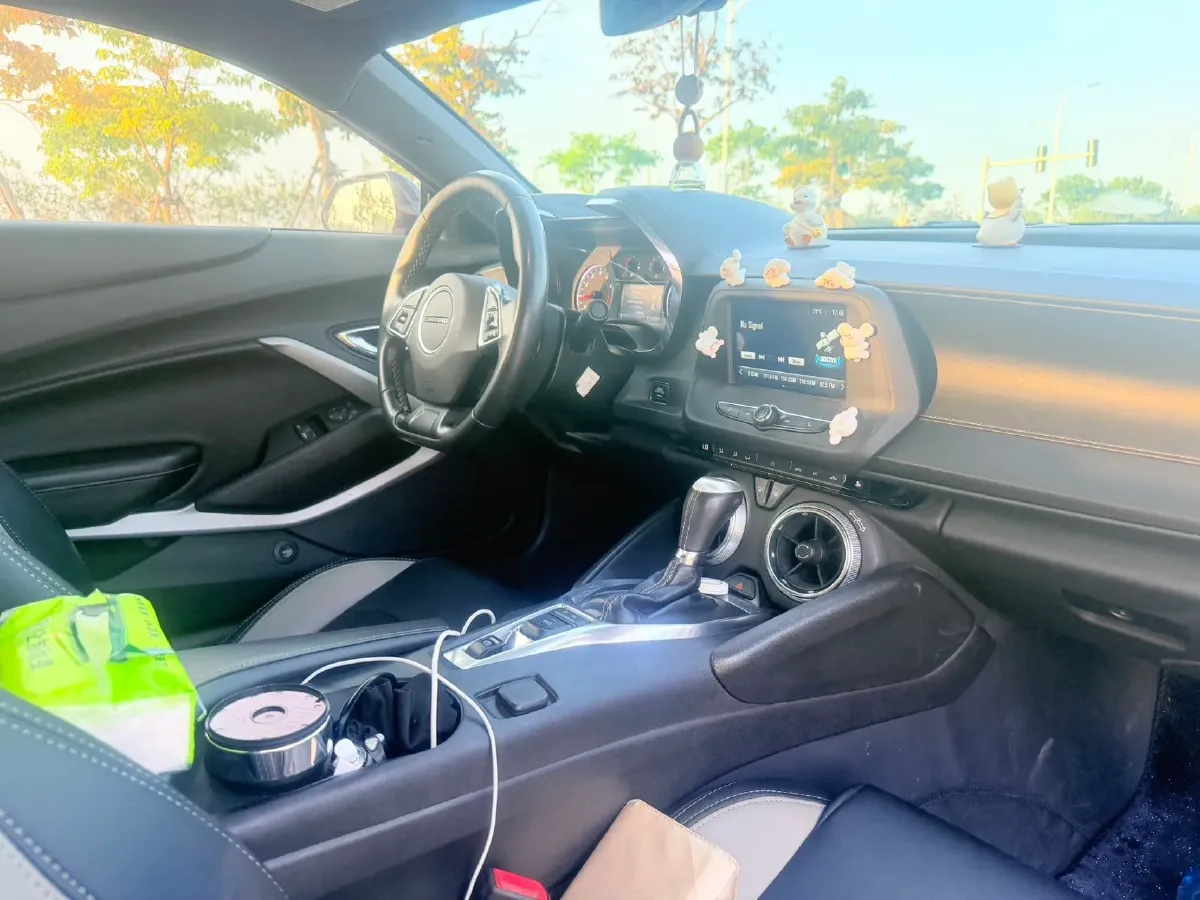 2017 Chevrolet Camaro 2.0T 275HP L4 8AT,autocango,china used car exporter,china ev exporter,chinese used car exporter,chinese used ev exporter