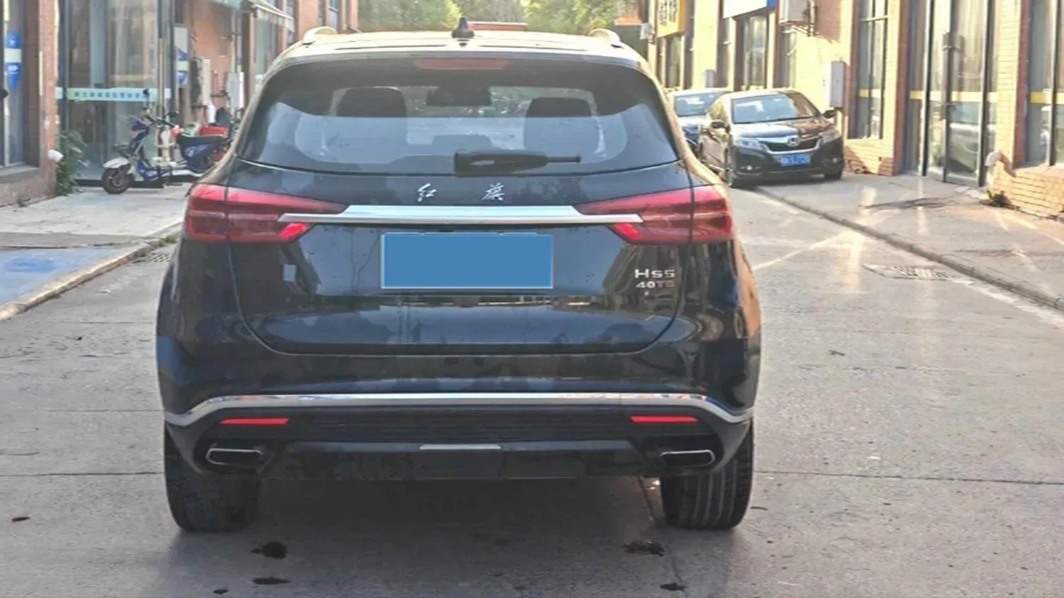 2022 HongQi HS5 2.0T 224HP L4 6AT,autocango,china used car exporter,china ev exporter,chinese used car exporter,chinese used ev exporter