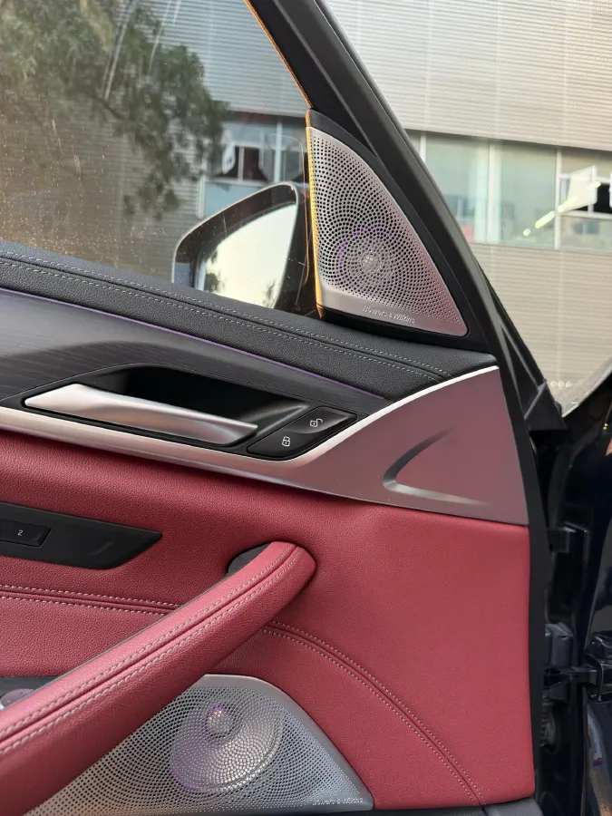 2023 BMW 5 Series 2.0T 245HP L4 8AT,autocango,china used car exporter,china ev exporter,chinese used car exporter,chinese used ev exporter