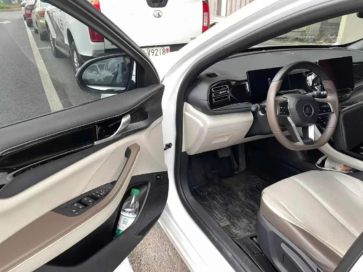 2023 BYD Qin Plus 1.5L 110HP L4 E-CVT PHEV 8.32KWH,autocango,china used car exporter,china ev exporter,chinese used car exporter,chinese used ev exporter