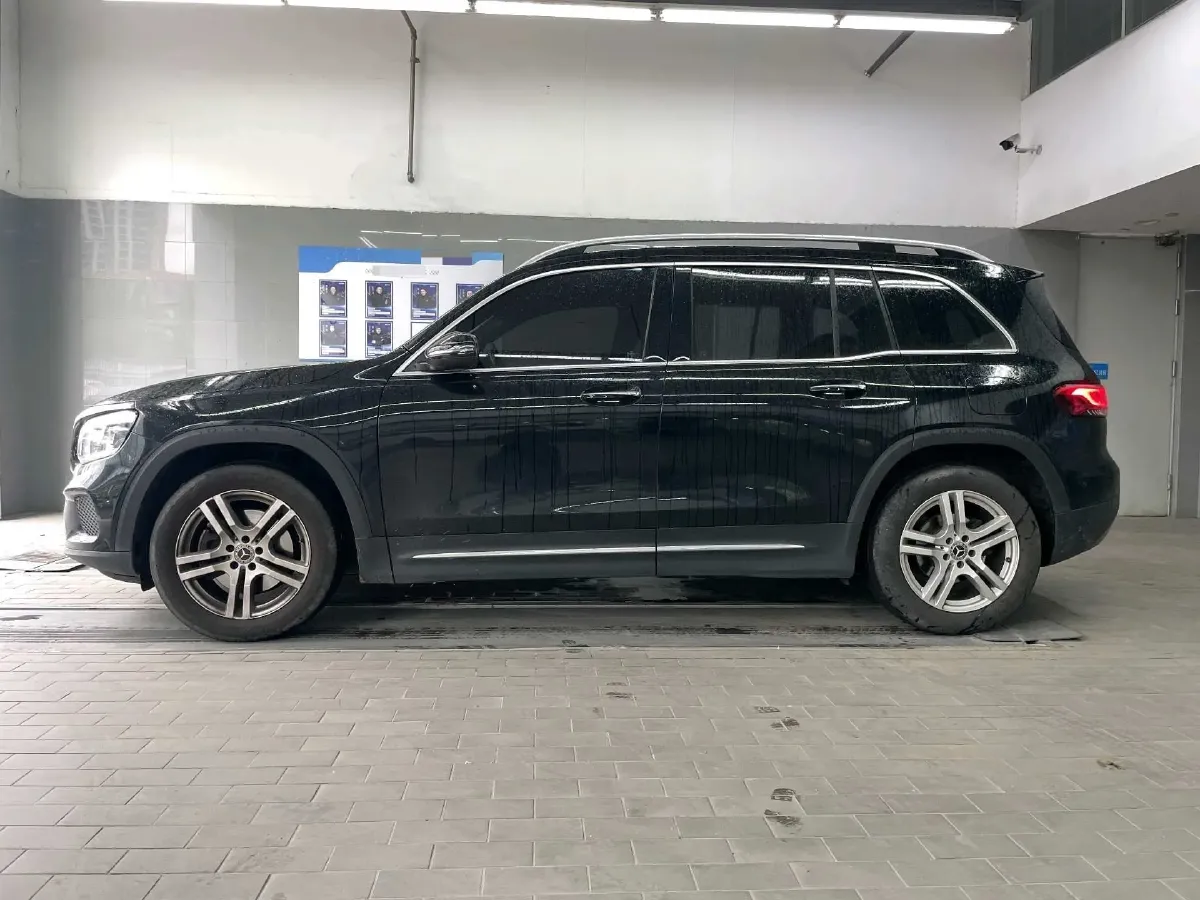 2023 Mercedes-Benz GLB Class 2.0T 190HP L4 8DCT,autocango,china used car exporter,china ev exporter,chinese used car exporter,chinese used ev exporter