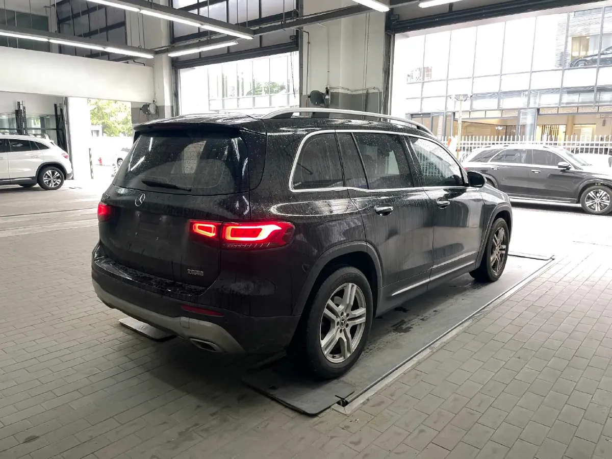 2023 Mercedes-Benz GLB Class 2.0T 190HP L4 8DCT,autocango,china used car exporter,china ev exporter,chinese used car exporter,chinese used ev exporter