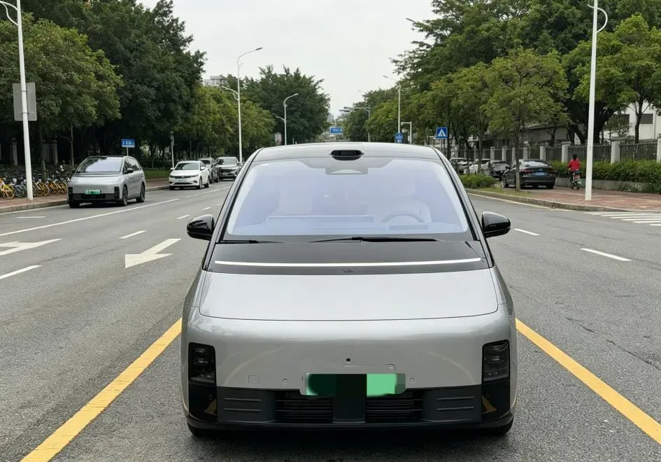 2025 Li MEGA BEV,autocango,china used car exporter,china ev exporter,chinese used car exporter,chinese used ev exporter