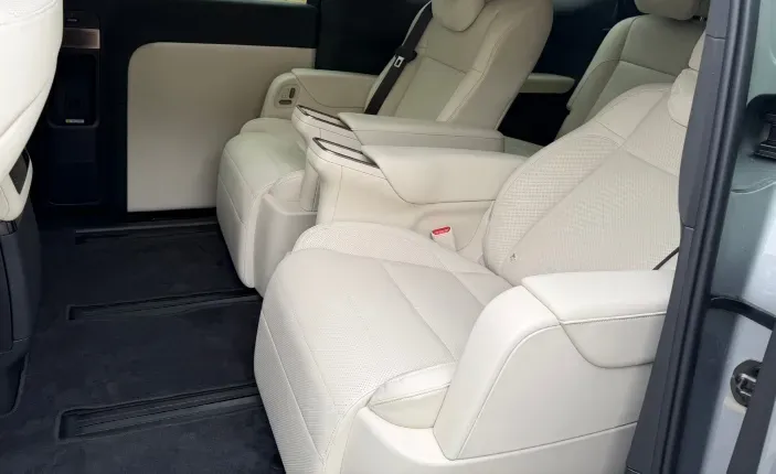 2025 Li MEGA BEV,autocango,china used car exporter,china ev exporter,chinese used car exporter,chinese used ev exporter