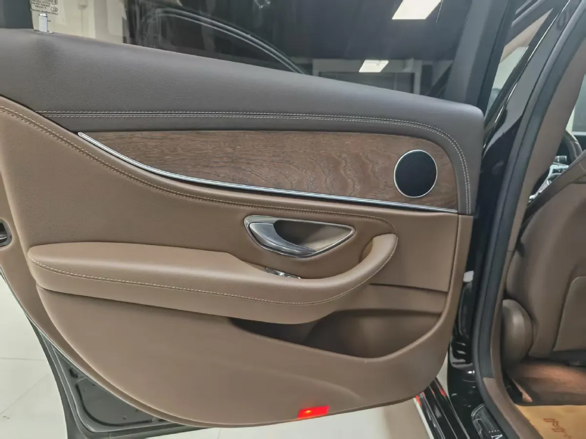 2023 Mercedes-Benz E Class 2.0T 258HP L4 9AT,autocango,china used car exporter,china ev exporter,chinese used car exporter,chinese used ev exporter