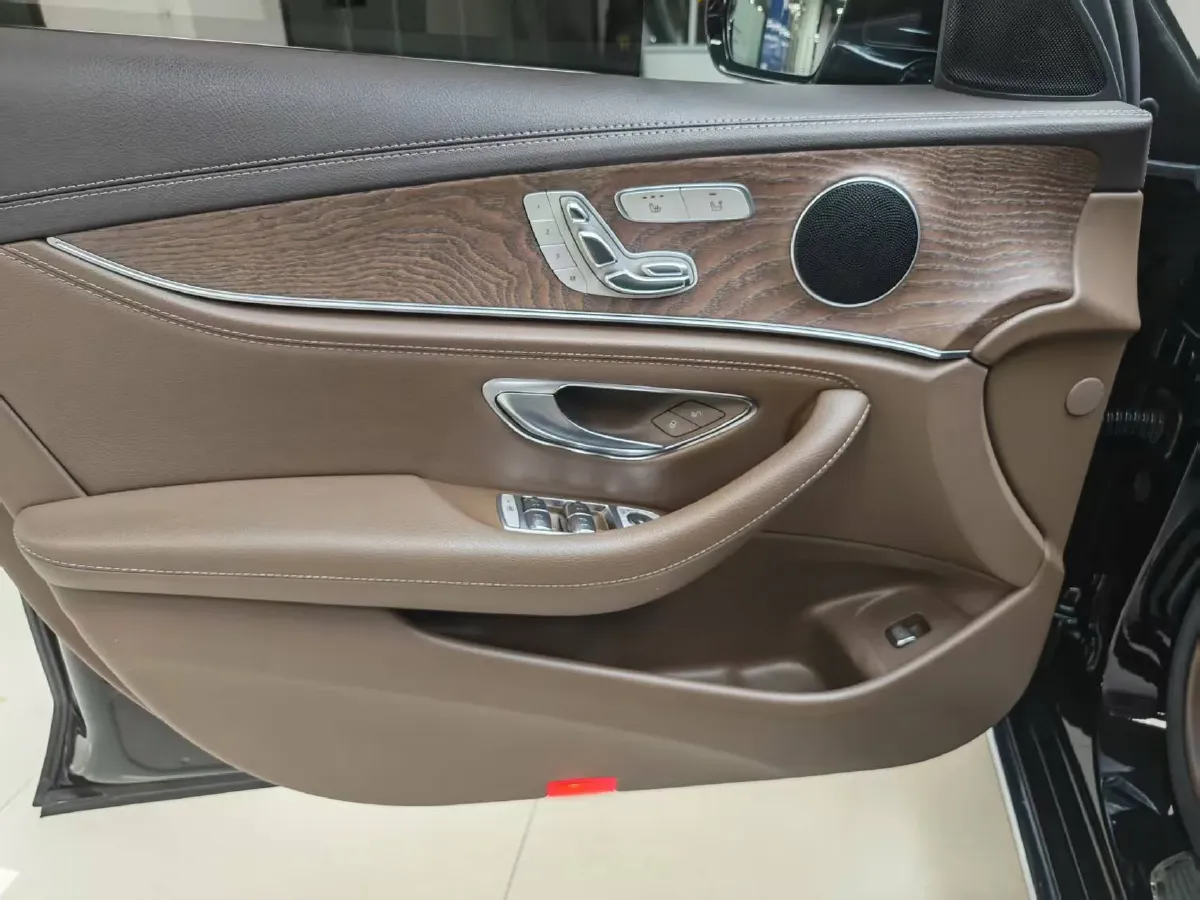 2023 Mercedes-Benz E Class 2.0T 258HP L4 9AT,autocango,china used car exporter,china ev exporter,chinese used car exporter,chinese used ev exporter