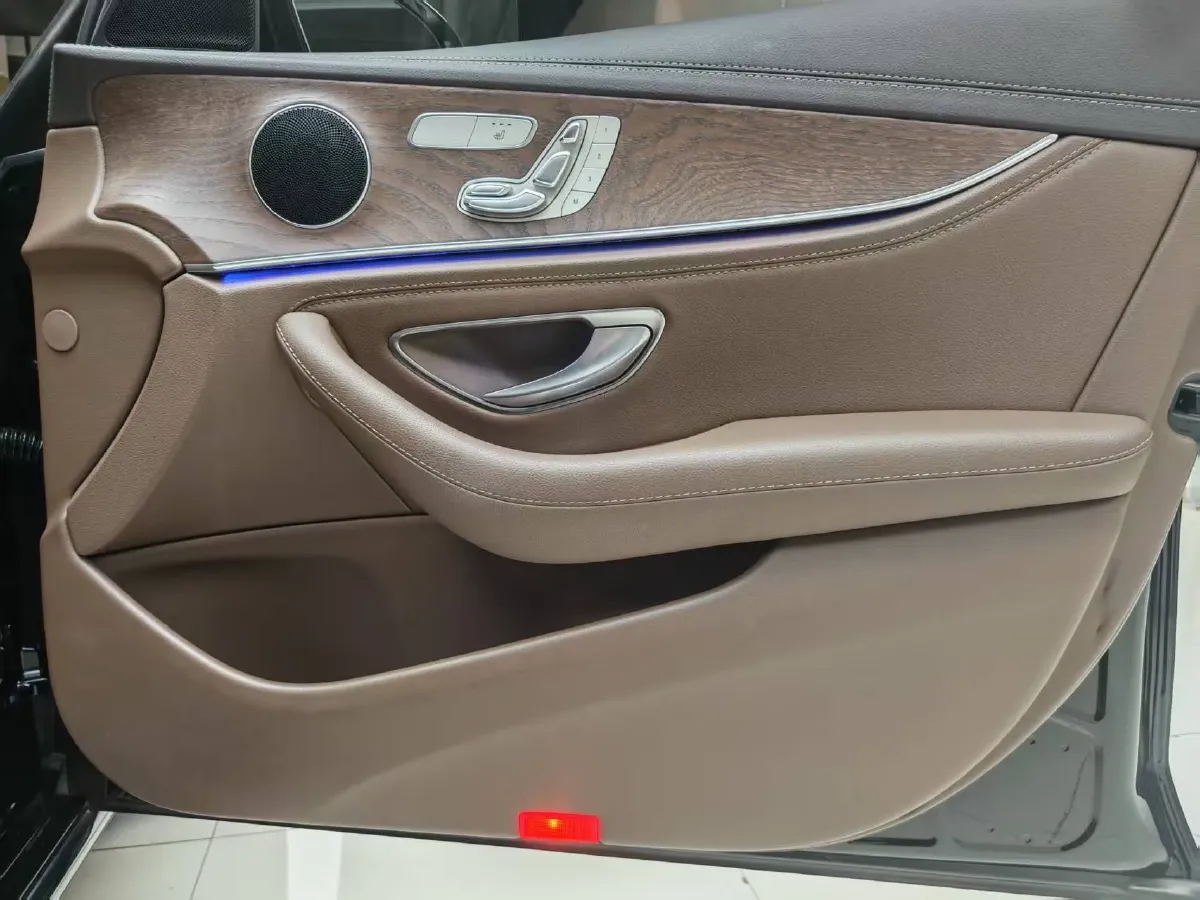 2023 Mercedes-Benz E Class 2.0T 258HP L4 9AT,autocango,china used car exporter,china ev exporter,chinese used car exporter,chinese used ev exporter