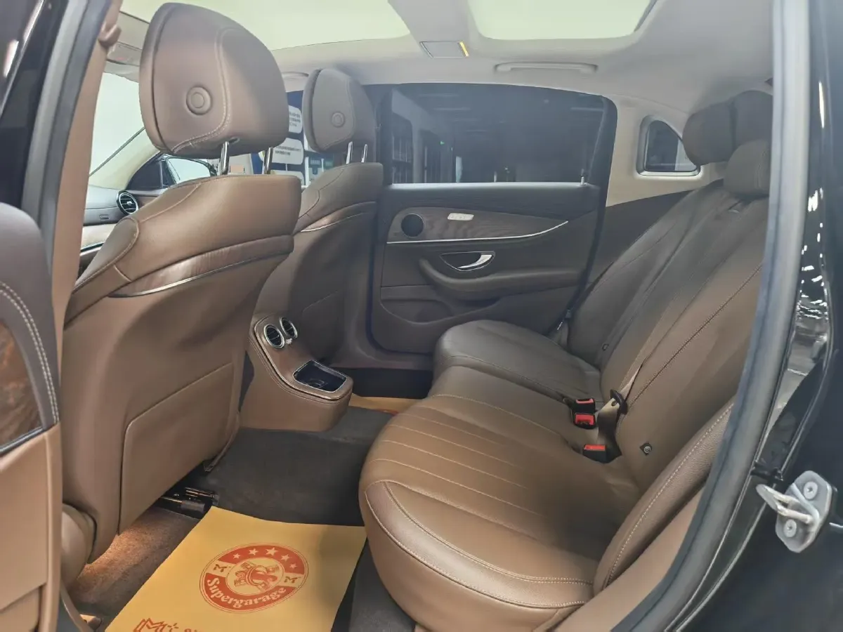 2023 Mercedes-Benz E Class 2.0T 258HP L4 9AT,autocango,china used car exporter,china ev exporter,chinese used car exporter,chinese used ev exporter