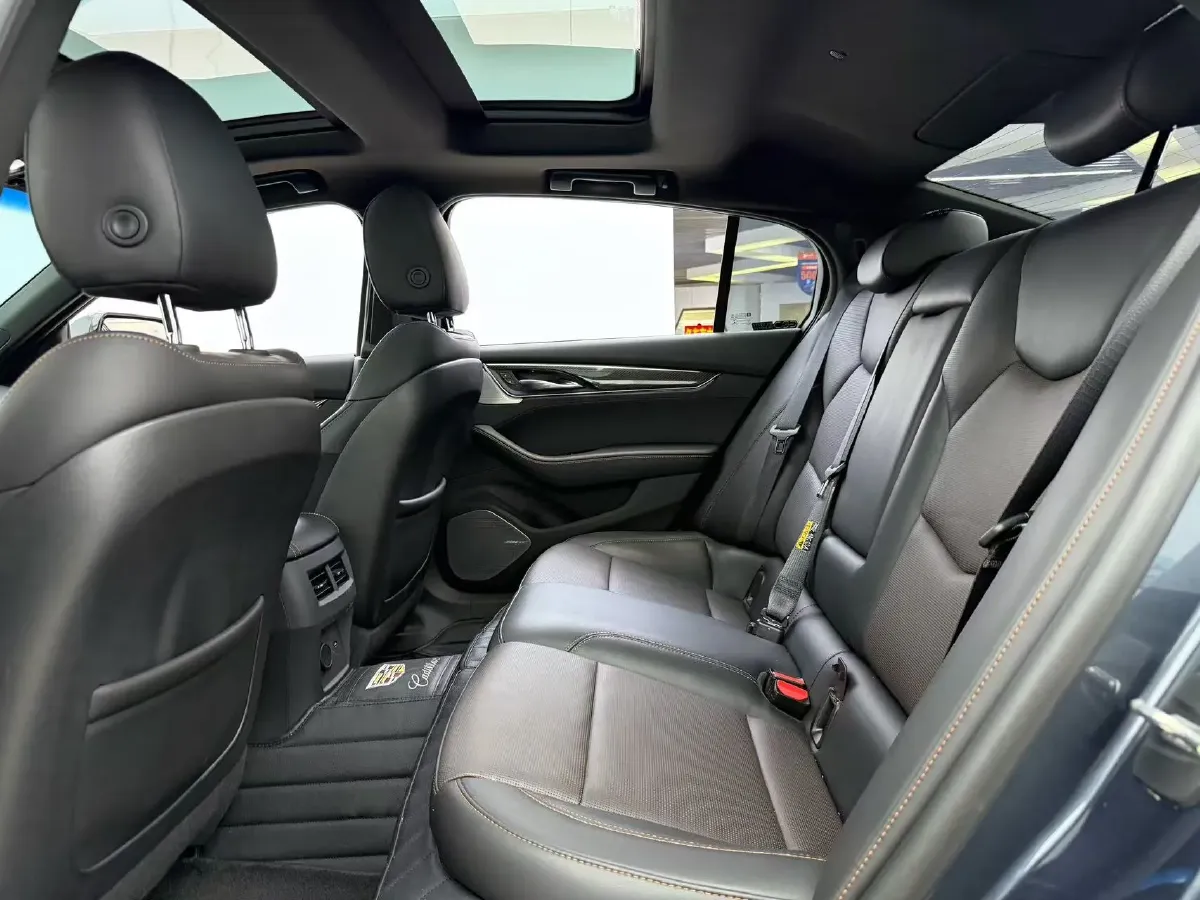 2021 Cadillac CT5 2.0T 237HP L4 10AT,autocango,china used car exporter,china ev exporter,chinese used car exporter,chinese used ev exporter