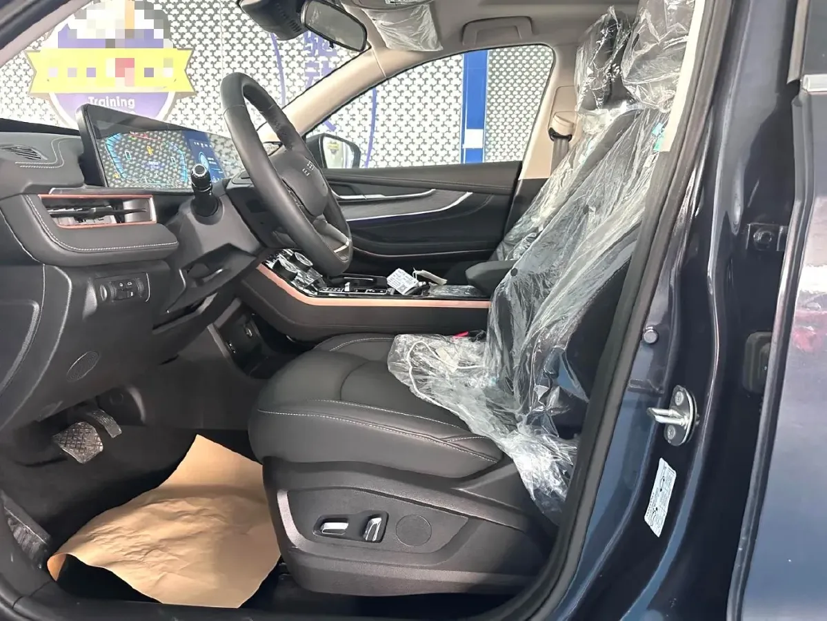 2022 DongFeng Forthing T5 1.5T 165HP L4 6AT,autocango,china used car exporter,china ev exporter,chinese used car exporter,chinese used ev exporter