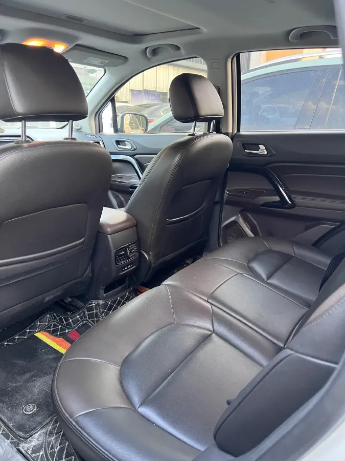 2017 GAC Trumpchi GS4 1.3T 137HP L4 5MT,autocango,china used car exporter,china ev exporter,chinese used car exporter,chinese used ev exporter