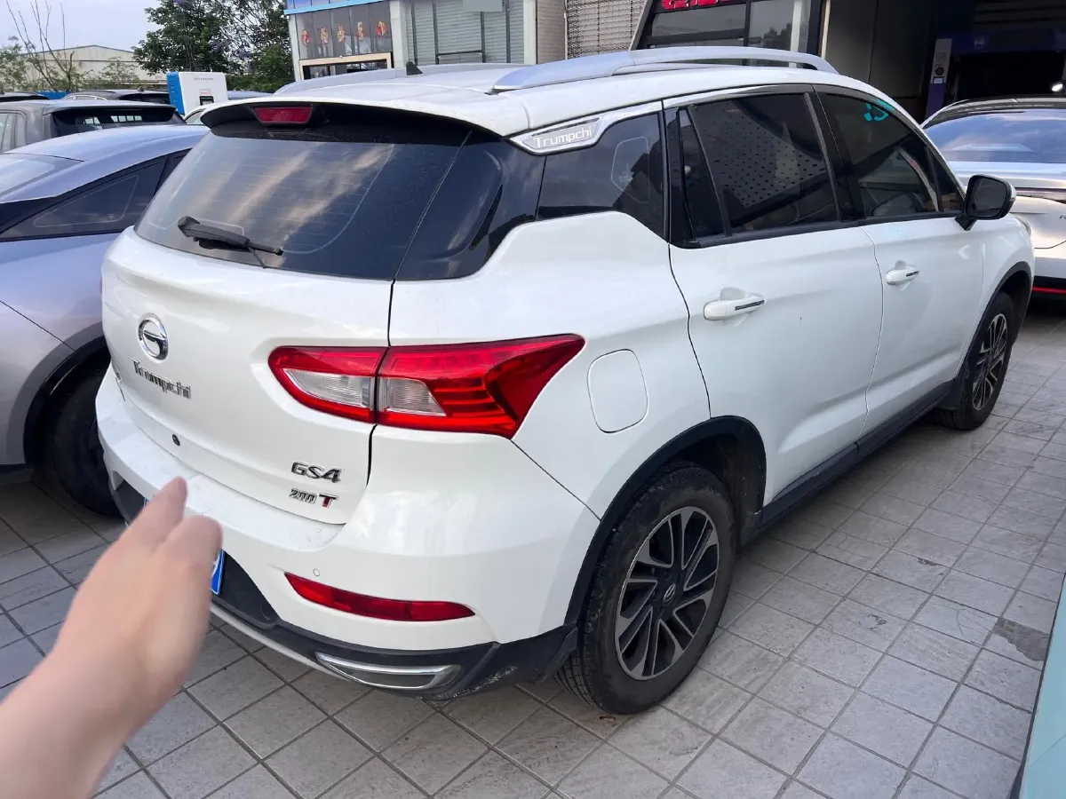 2017 GAC Trumpchi GS4 1.3T 137HP L4 5MT,autocango,china used car exporter,china ev exporter,chinese used car exporter,chinese used ev exporter