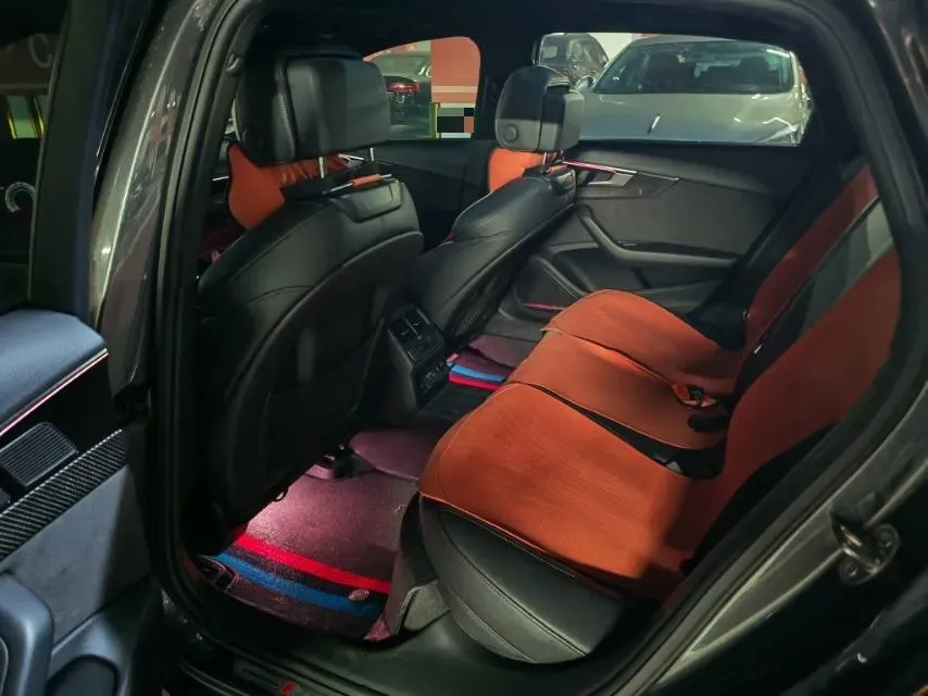 2020 Audi A4L 2.0T 252HP L4 7DCT,autocango,china used car exporter,china ev exporter,chinese used car exporter,chinese used ev exporter