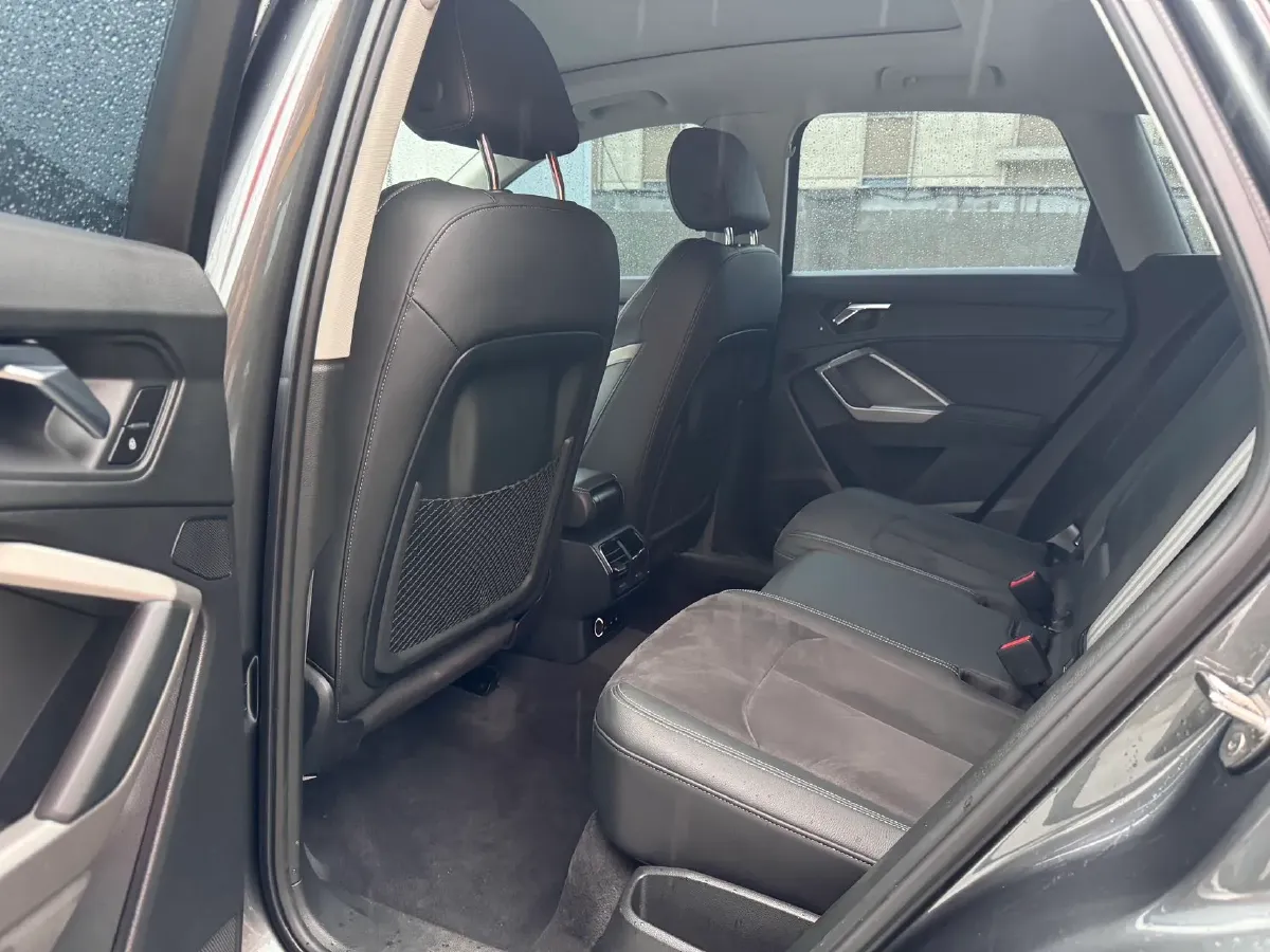 2022 Audi Q3 1.4T 150HP L4 7DCT,autocango,china used car exporter,china ev exporter,chinese used car exporter,chinese used ev exporter