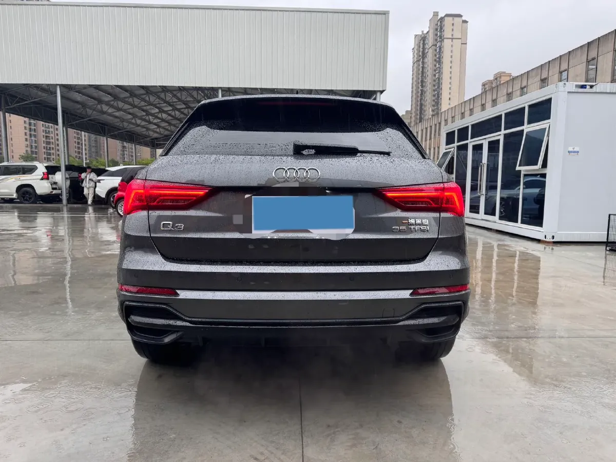 2022 Audi Q3 1.4T 150HP L4 7DCT,autocango,china used car exporter,china ev exporter,chinese used car exporter,chinese used ev exporter