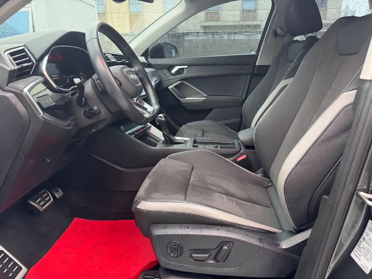 2022 Audi Q3 1.4T 150HP L4 7DCT,autocango,china used car exporter,china ev exporter,chinese used car exporter,chinese used ev exporter