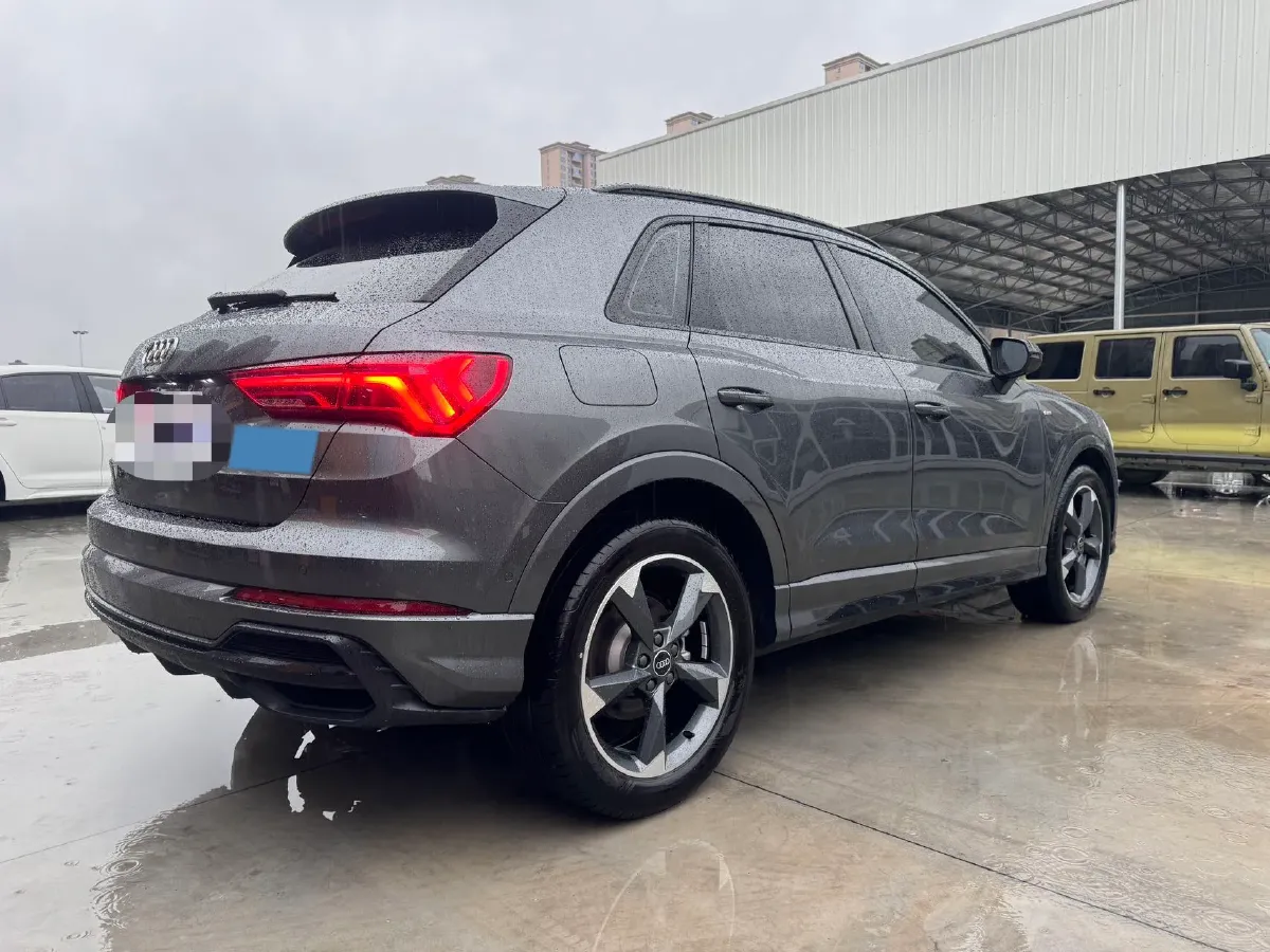 2022 Audi Q3 1.4T 150HP L4 7DCT,autocango,china used car exporter,china ev exporter,chinese used car exporter,chinese used ev exporter