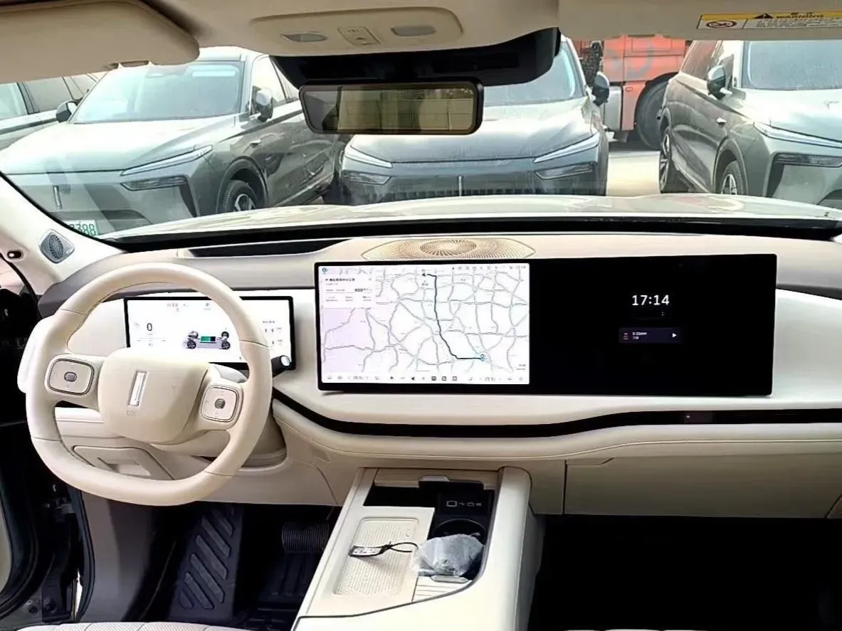 2025 WEY BlueMountain 1.5T 170HP L4 4DHT PHEV 44.5KWH,autocango,china used car exporter,china ev exporter,chinese used car exporter,chinese used ev exporter