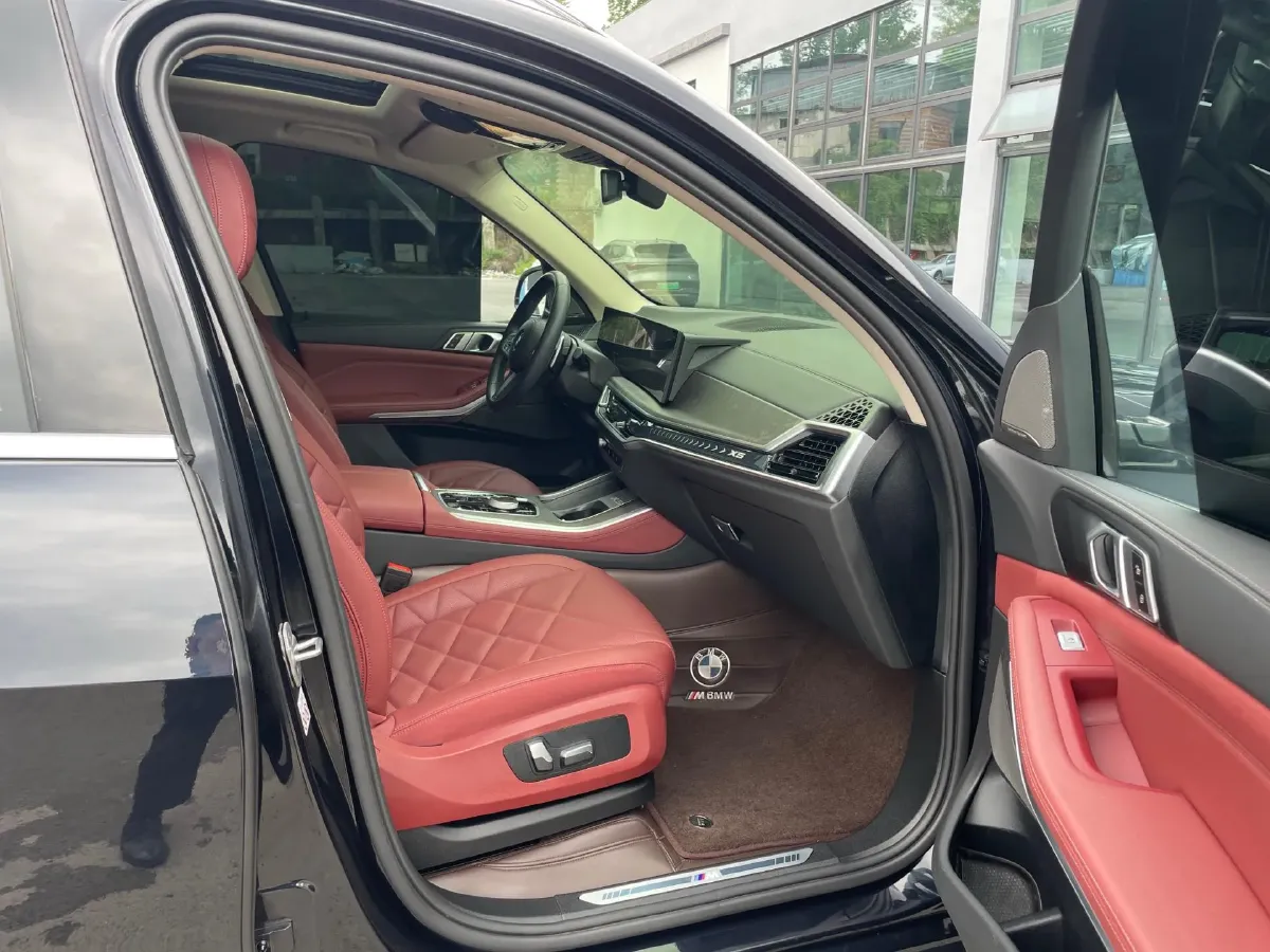 2023 BMW X5 2.0T 258HP L4 8AT,autocango,china used car exporter,china ev exporter,chinese used car exporter,chinese used ev exporter