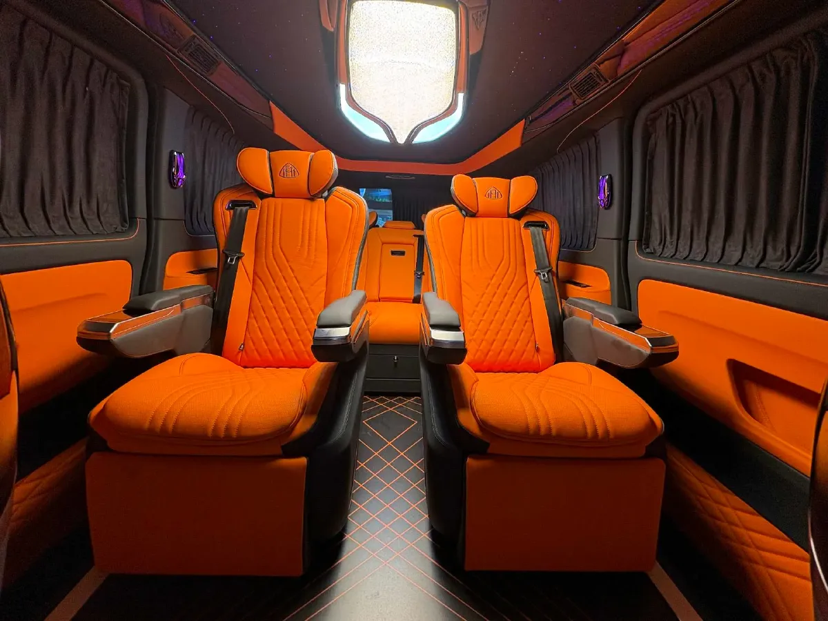 2020 Mercedes-Benz Vito 2.0T 211HP L4 9AT,autocango,china used car exporter,china ev exporter,chinese used car exporter,chinese used ev exporter