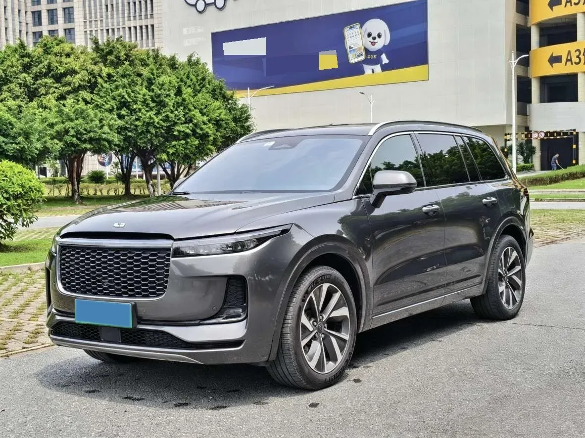 2021 Li ONE Range Extended 131HP REEV 40.5KWH,autocango,china used car exporter,china ev exporter,chinese used car exporter,chinese used ev exporter