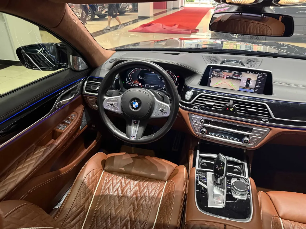 2021 BMW 7 Series 3.0T 340HP L6 8AT,autocango,china used car exporter,china ev exporter,chinese used car exporter,chinese used ev exporter