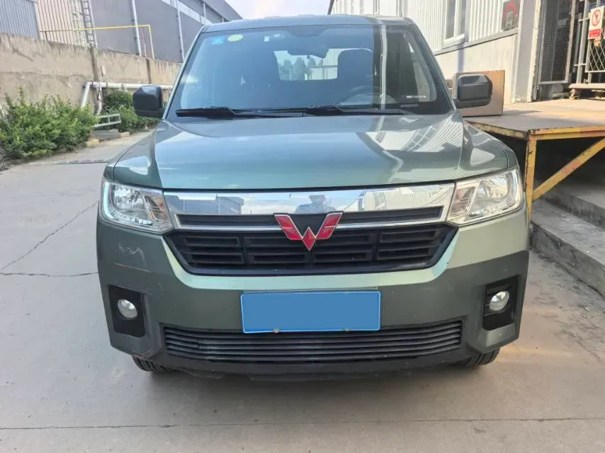 2021 WuLing ZhentTu 1.5L 99HP L4 5MT,autocango,china used car exporter,china ev exporter,chinese used car exporter,chinese used ev exporter