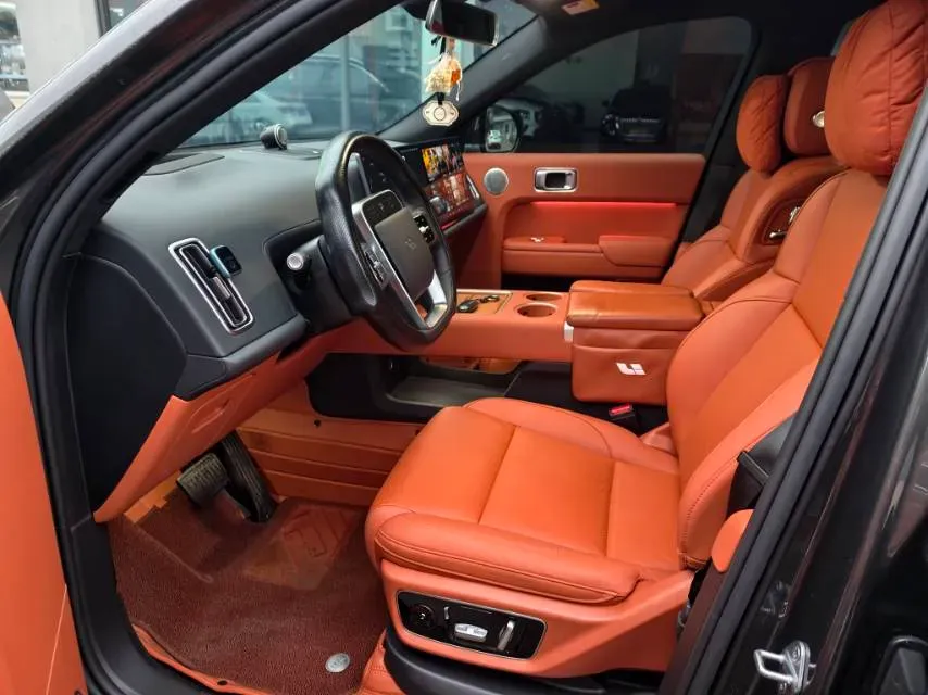 2024 Li L8 Range Extended 154HP REEV 52.3KWH,autocango,china used car exporter,china ev exporter,chinese used car exporter,chinese used ev exporter