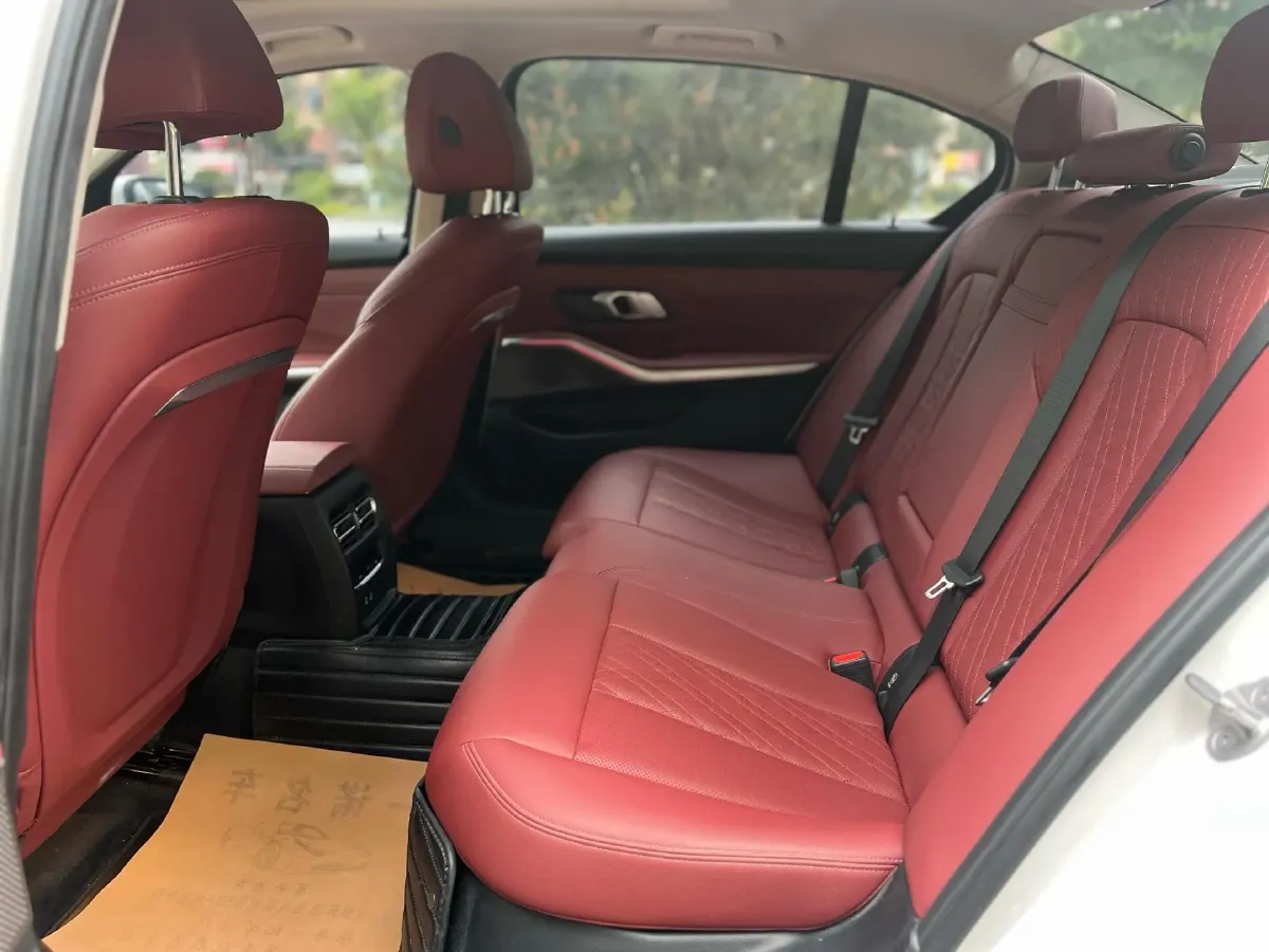 2023 BMW 3 Series 2.0T 184HP L4 8AT,autocango,china used car exporter,china ev exporter,chinese used car exporter,chinese used ev exporter