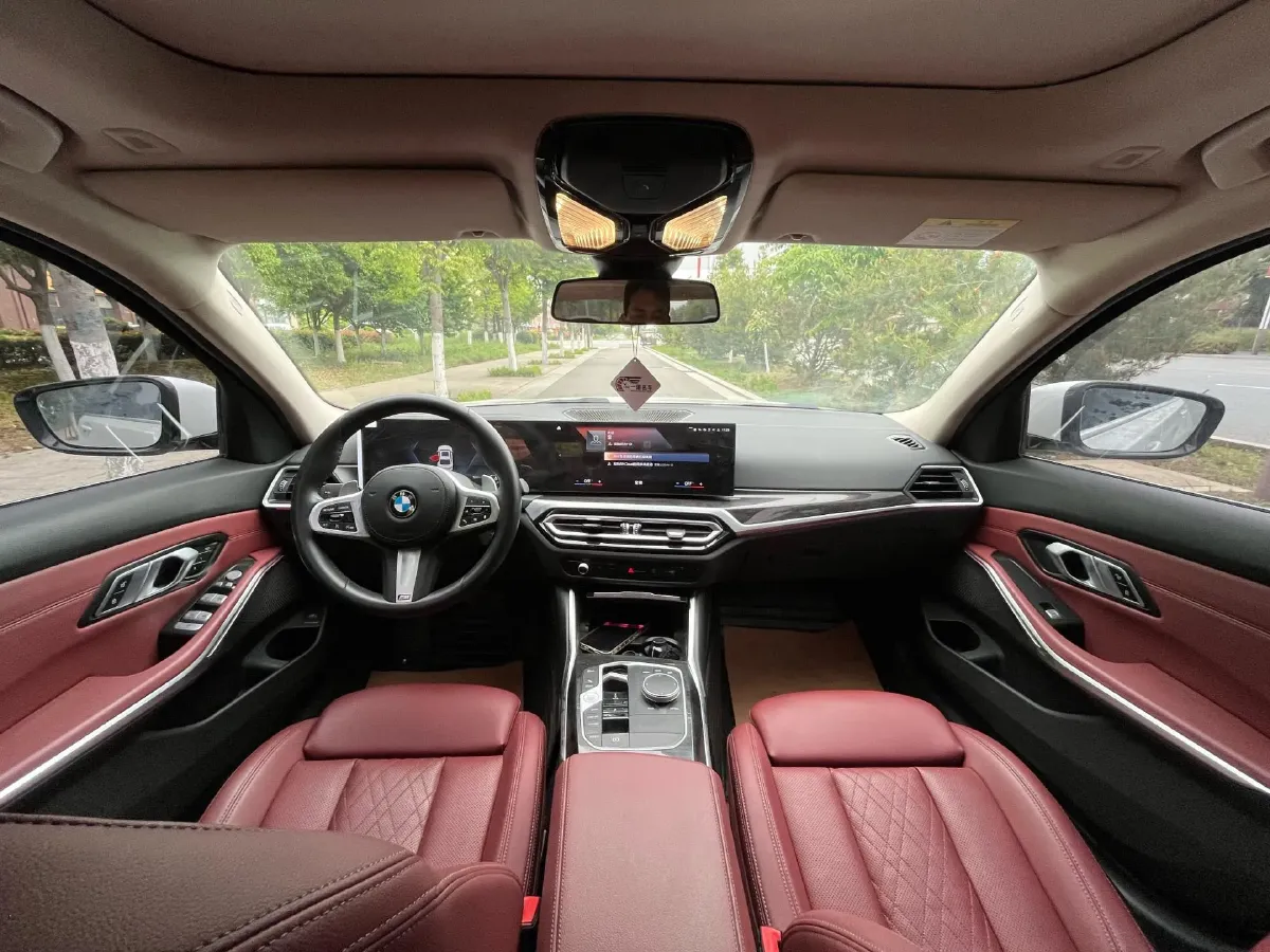 2023 BMW 3 Series 2.0T 184HP L4 8AT,autocango,china used car exporter,china ev exporter,chinese used car exporter,chinese used ev exporter