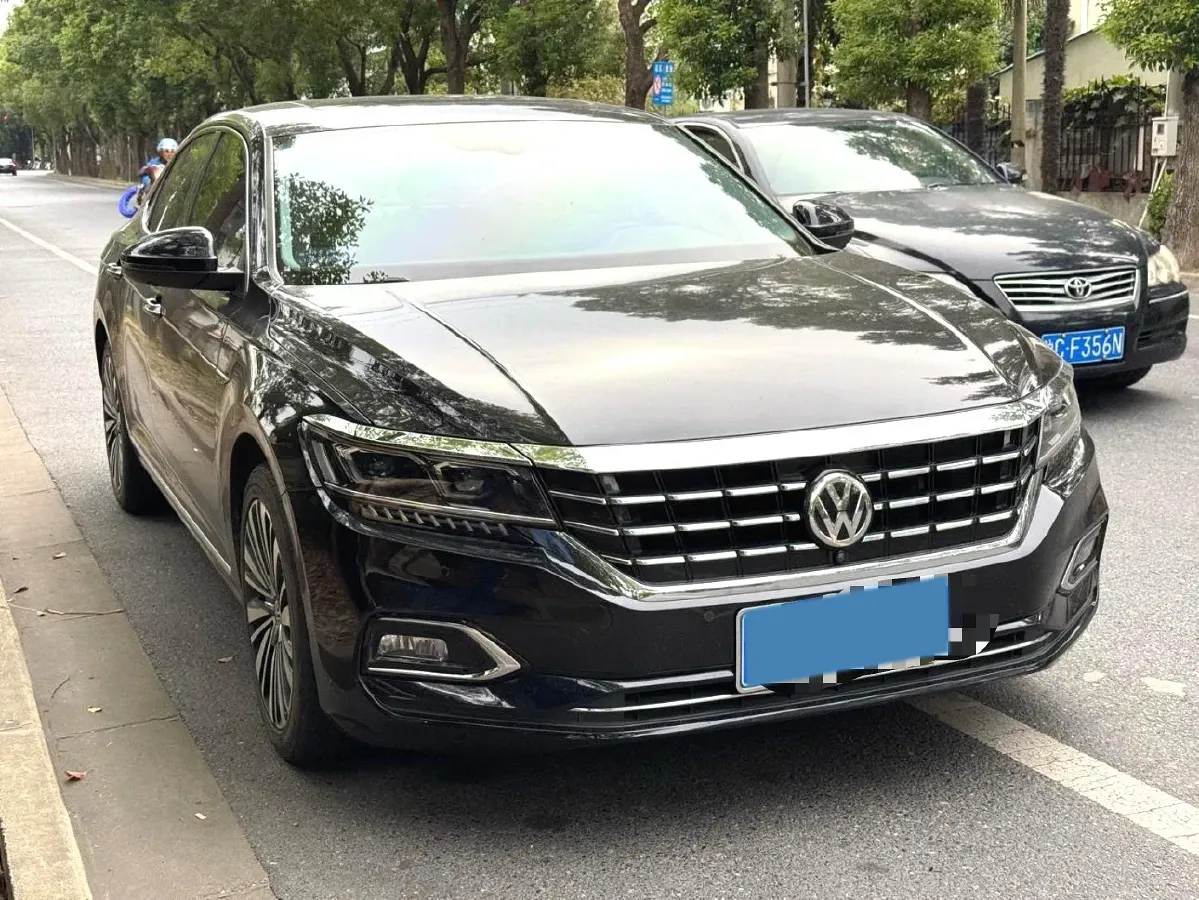 2020 Volkswagen Passat 2.0T 186HP L4 7DCT,autocango,china used car exporter,china ev exporter,chinese used car exporter,chinese used ev exporter