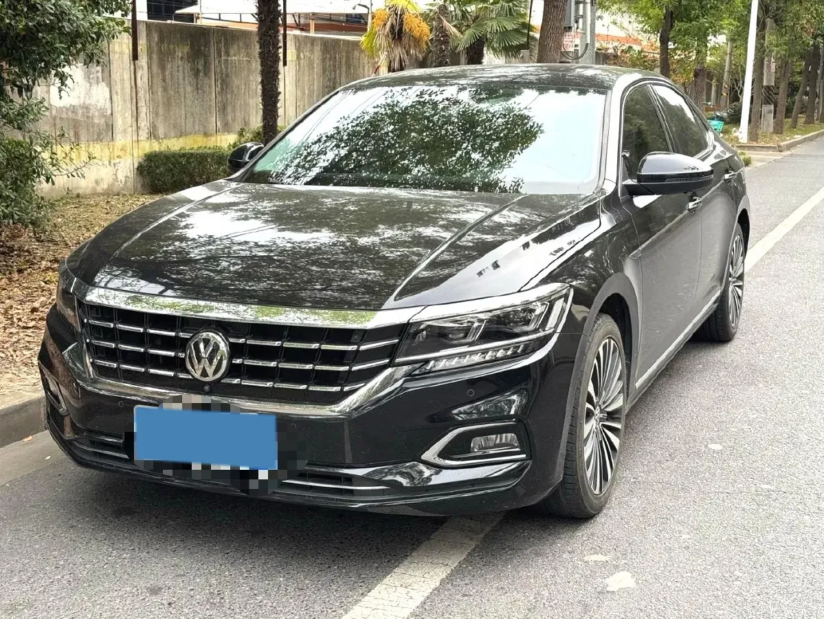 2020 Volkswagen Passat 2.0T 186HP L4 7DCT,autocango,china used car exporter,china ev exporter,chinese used car exporter,chinese used ev exporter