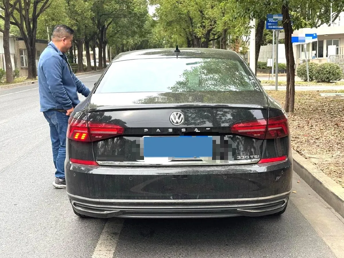 2020 Volkswagen Passat 2.0T 186HP L4 7DCT,autocango,china used car exporter,china ev exporter,chinese used car exporter,chinese used ev exporter