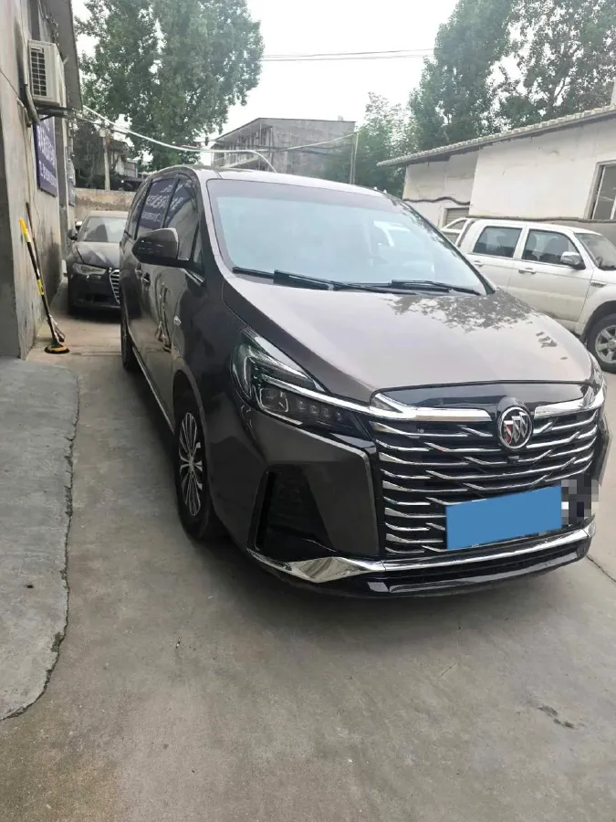 2023 Buick GL8 2.0T 237HP L4 9AT,autocango,china used car exporter,china ev exporter,chinese used car exporter,chinese used ev exporter
